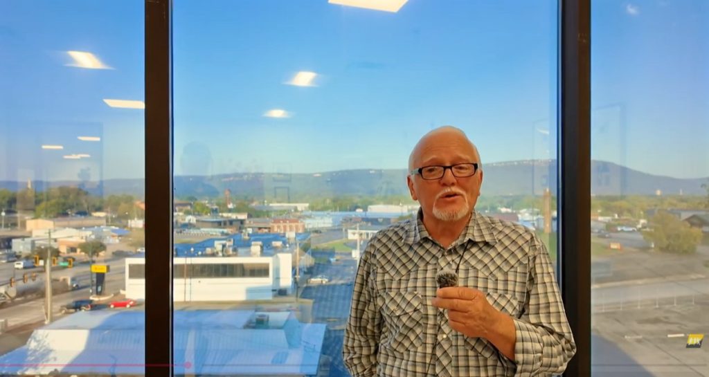 2025 Friday Bible - Influencer - Roger Kittle